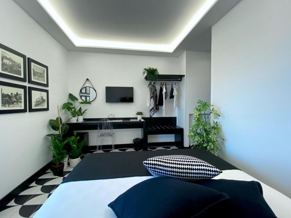 Nerobianco B&B Sorrento Bagian luar foto
